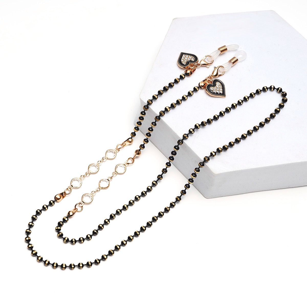 BLACK HEART SHAPED CRYSTAL EYEGLASSES CHAIN